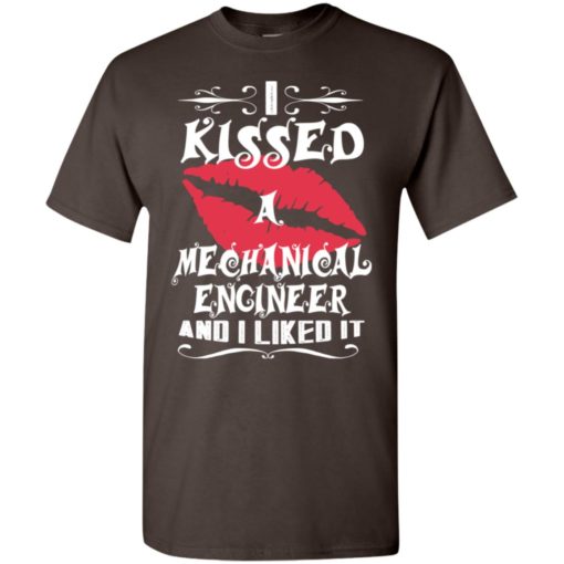 I kissed mechanical engineer and i like it – lovely couple gift ideas valentine’s day anniversary ideas t-shirt